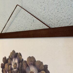 Poster hanger